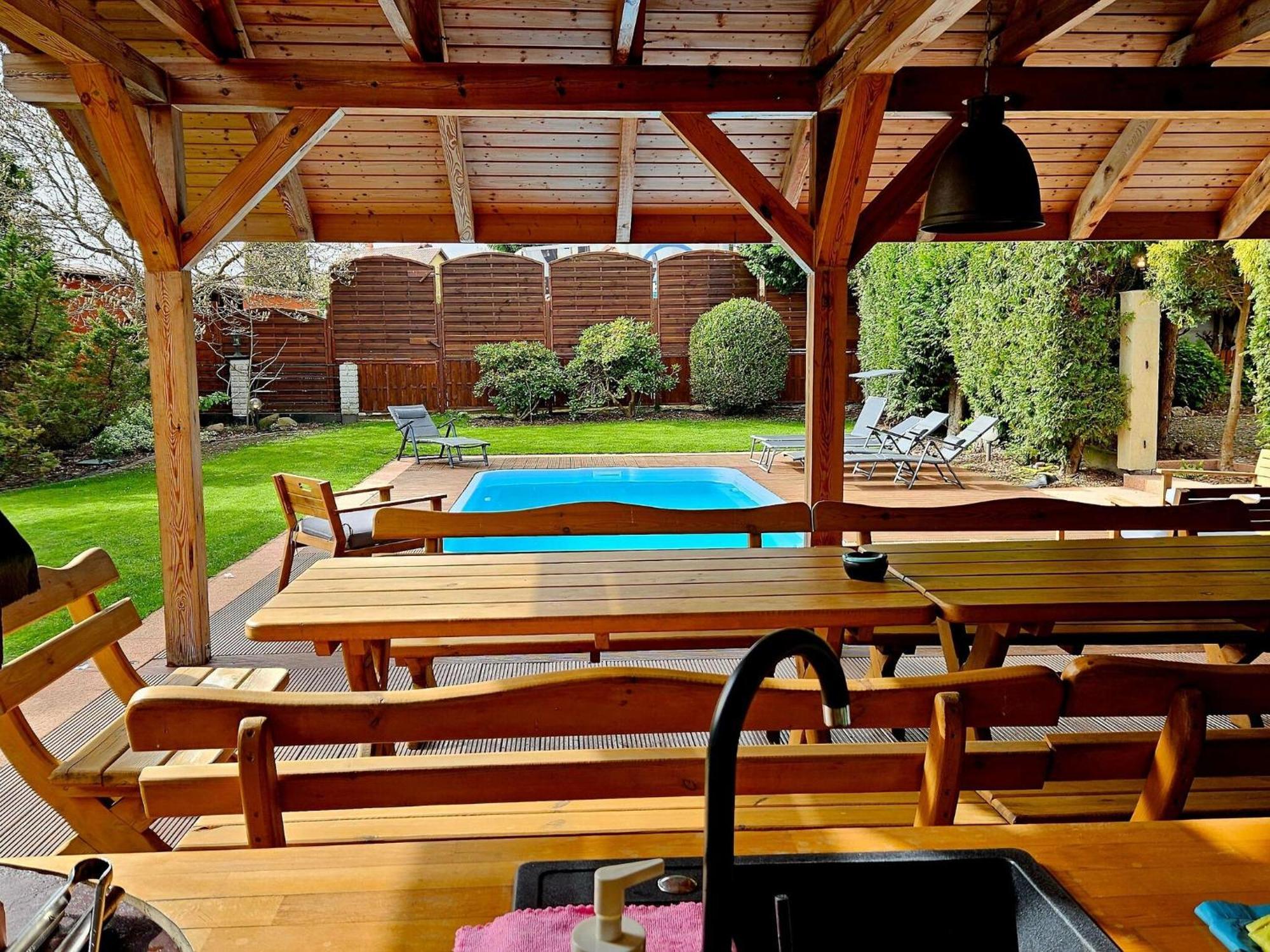 Holiday Home In Kolczewo With The Private Pool 220 Qm المظهر الخارجي الصورة